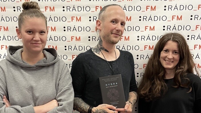 Anglický spisovateľ Matt Wesolowski v :Popo_FM