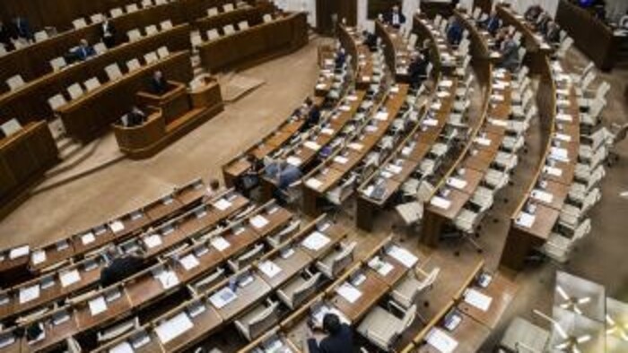 K veci: Zákony sú  prijímané narýchlo