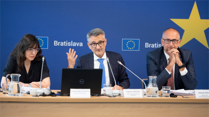 La Comisión Europea pide a Eslovaquia incluir los límites de gasto al Presupuesto 2023 