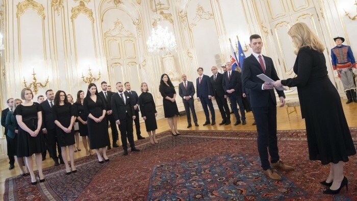 Президент З.Чапутова  назначила новых судей