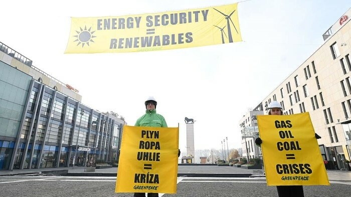 Greenpeace protestiert auf Energiekonferenz in Bratislava