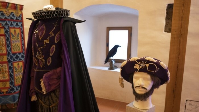 Weihnachtsmärchenkostüme auf der Burg Trenčín