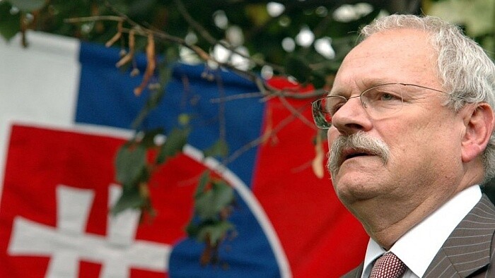 Slovak personalities urge senior citizens to vote