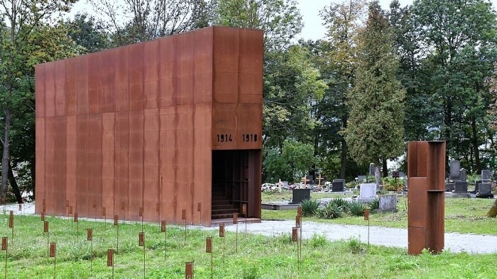 Доминанта воинского кладбища «Монумент» номинирована на соискание архитектурной премии Миса ван дер Роэ за 2022 год. 