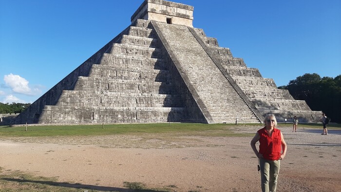 Chichen Itza-Margareta Musilova.jpg