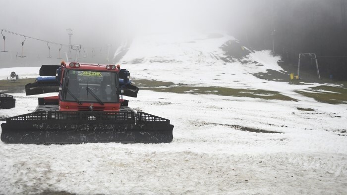 Institut für Umweltpolitik: Klimawandel bedroht Skigebiete