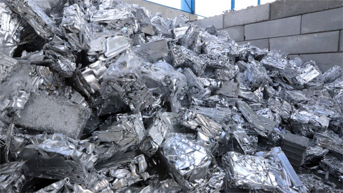 Slovalco detiene su producción de aluminio 