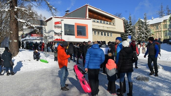 El número de visitantes a las instalaciones de alojamiento aumentó en febrero