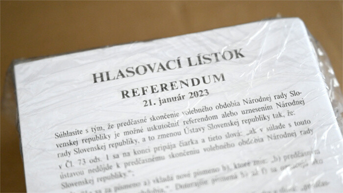 Volebné schránky na referendum 23 sú už pripravené_TASR.jpg