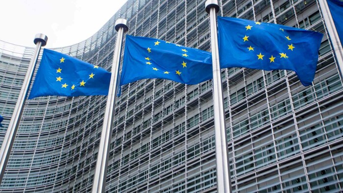 EÚ: zvýšenie výdavkov na obranu