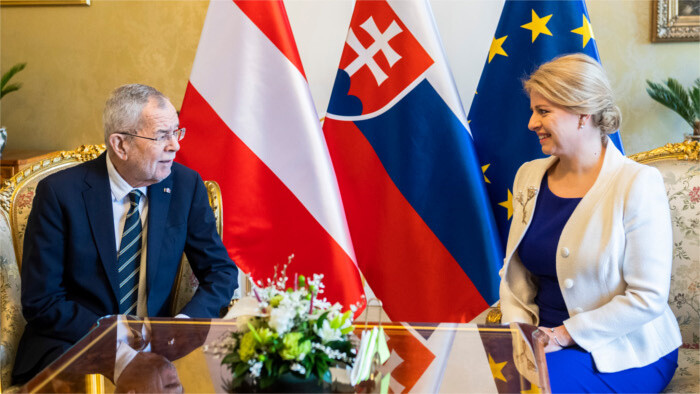 El presidente de Austria Alexander Van der Bellen viajó a Eslovaquia en visita oficial 
