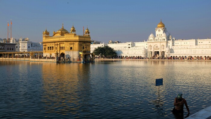 17-Amritsar-Zlatý chrám.JPG