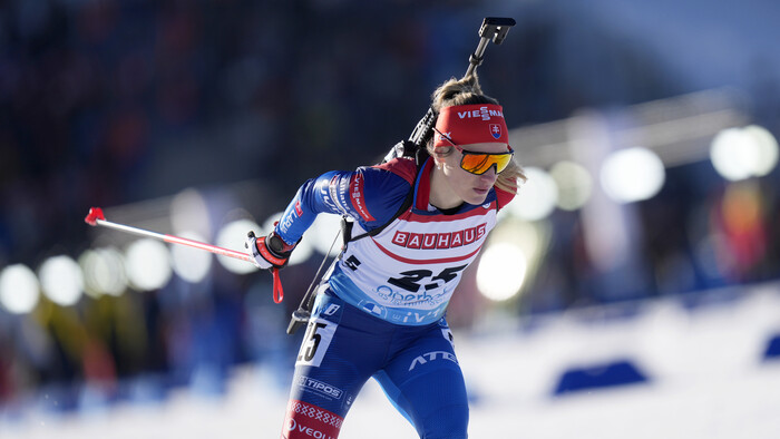 Biatlon: vytrvalostné preteky v Oberhofe ovládla Švédka Öbergová