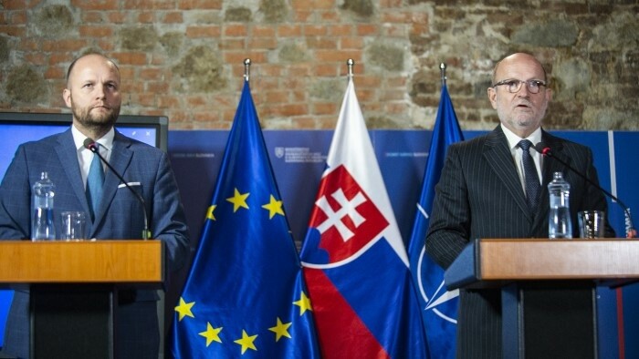 Defence Minister outlines further help for Ukraine