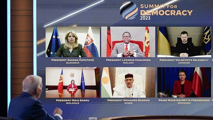 Präsidentin Čaputová auf Demokratie-Gipfel