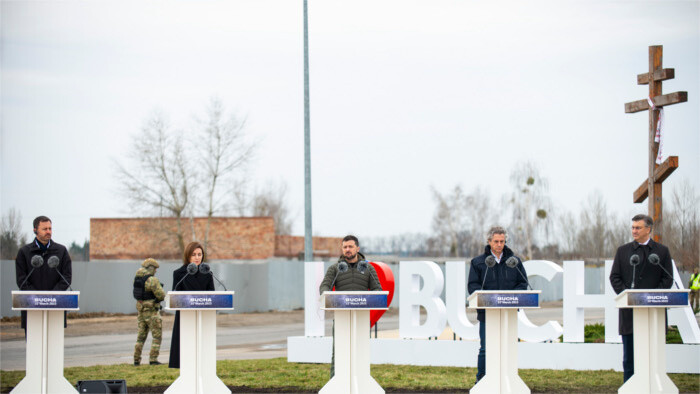 Heger se entrevista con Zelensky