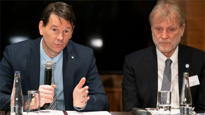 Palkovič señaló la necesidad de compartir los datos de los pacientes ucranianos