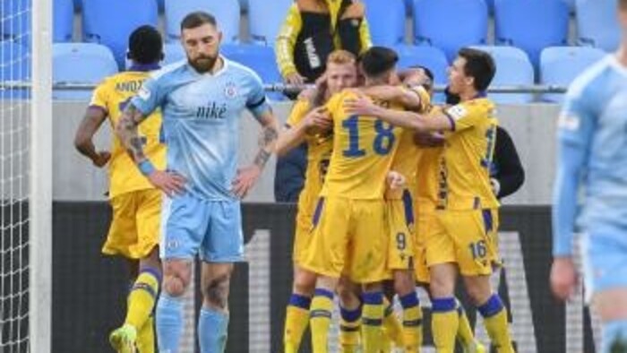 FUTBAL: Náskok DAC na čele tabuľky iba trojbodový