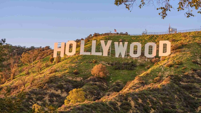 V americkom Hollywoode sa začal štrajk scenáristov