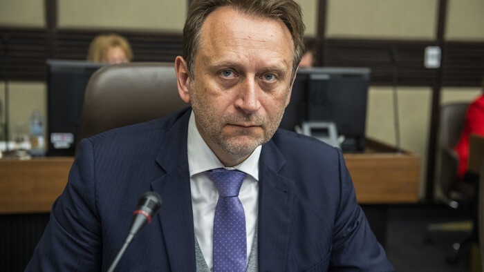 Minister Vlčan požiadal o uvolnenie z funkcie