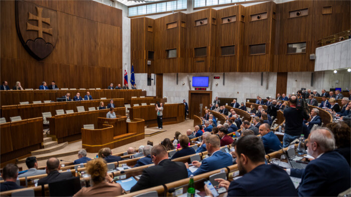Kein Vertrauen für die Regierung Ódor im Parlament