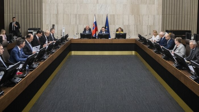 Prvé rokovanie novej vlády