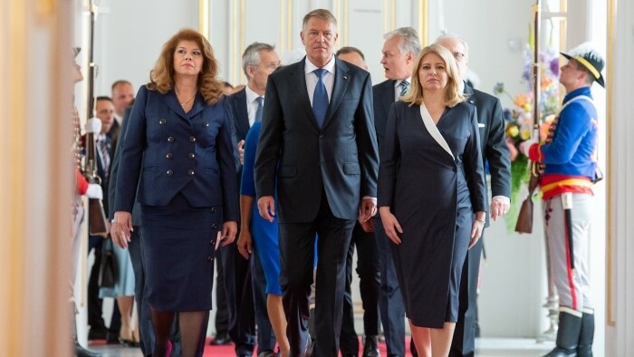Presidents of B9 countries meet in Bratislava to discuss security issues