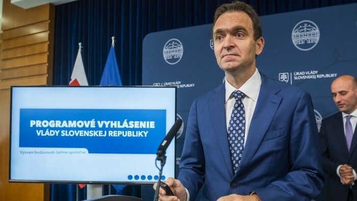 Правительство экспертов приняло программное заявление