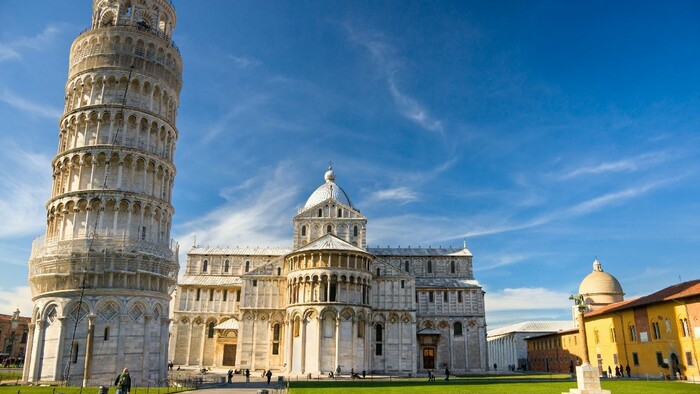 Piazza dei Miracoli 2.jpg