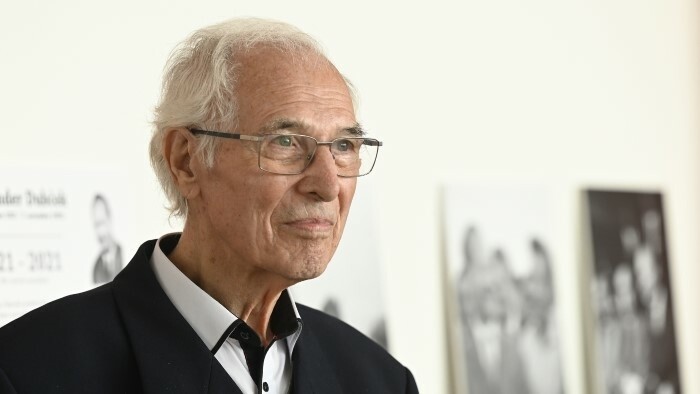 Скончался актер и режиссер Юрай Сарваш