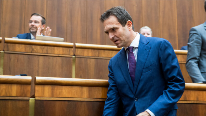 El Gobierno no obtiene la confianza del Parlamento 