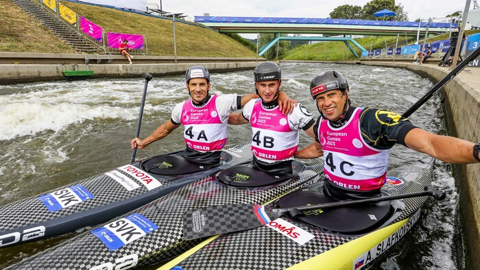 VODNÝ SLALOM: Slovenskí kanoisti získali striebro v hliadkach