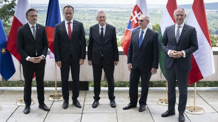 La cooperación del V4 es importante cuando se trata de migración ilegal o amenazas híbridas