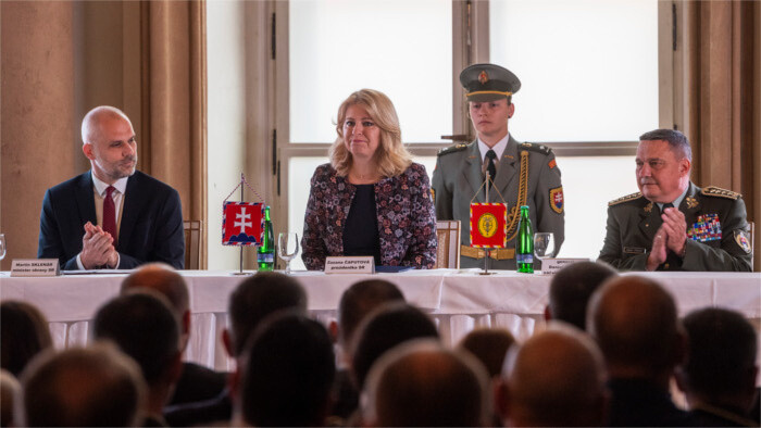 Zuzana Čaputová à l’assemblée de commandement du Chef d’État-major