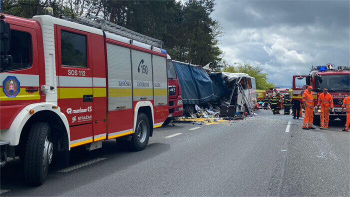 Grave accident de la route près de Brno