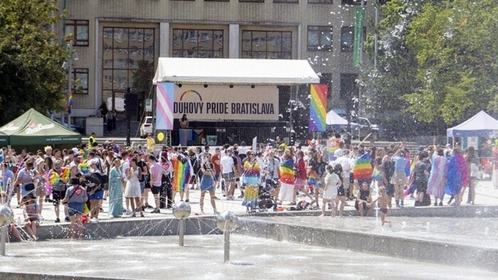 LGBT+-Community ist keine Gefahr für traditionelle Werte