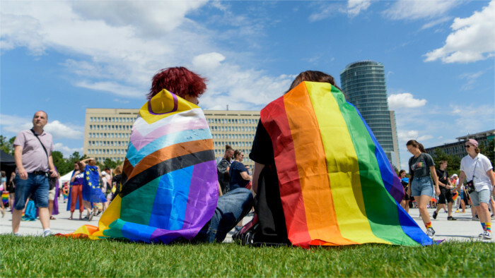 Rassemblement « Fiers de la famille » et Pride Gay au centre de Bratislava