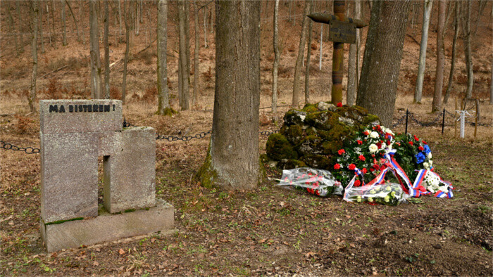 2 août: Commémoration du souvenir de l'Holocauste des Roms