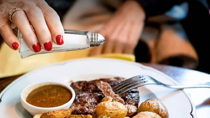 Koľko soli denne potrebujeme? Viac už je pre naše telo nebezpečný jed