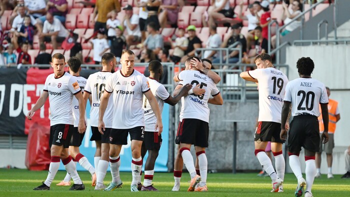 FUTBAL: Prvé víťazstvo Trnavy a prvá prehra Podbrezovej