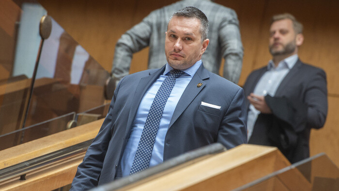 President suspends head of Slovak Intelligence Service