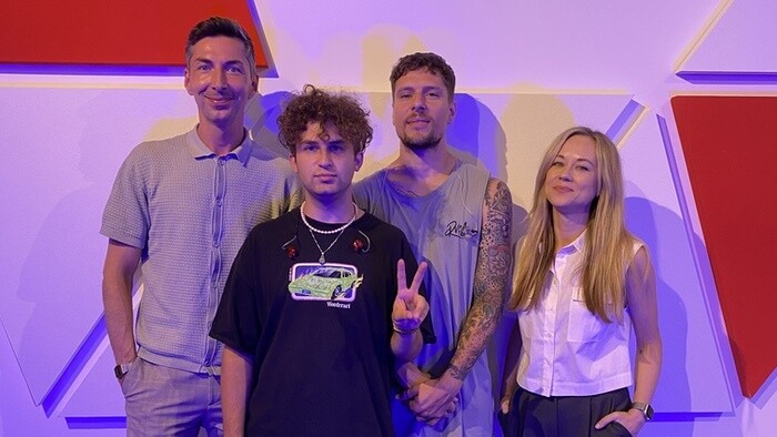 The Curly Simon naživo s novým albumom Zvláštny svet v Ráne na eFeMku