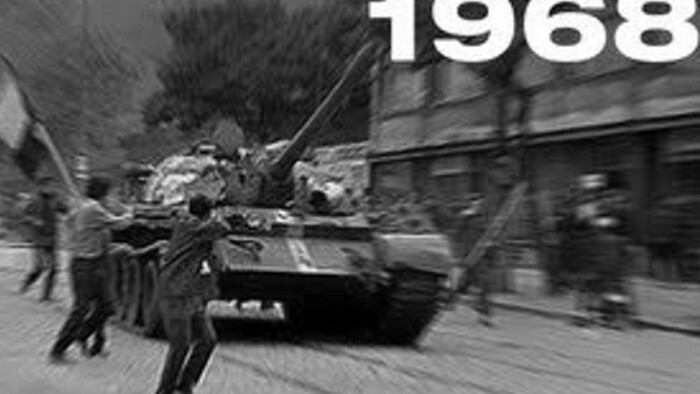 August '68: Nová kniha publicistu Pavla Vítka – Porcelánové prasiatko