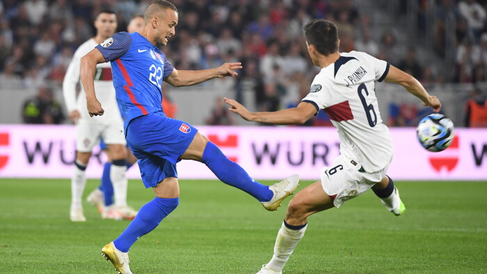 FUTBAL: Naši reprezentanti nestačili na Portugalsko