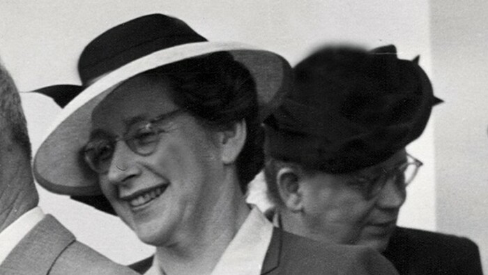 Zamyslenie / Očami Milady Horákovej