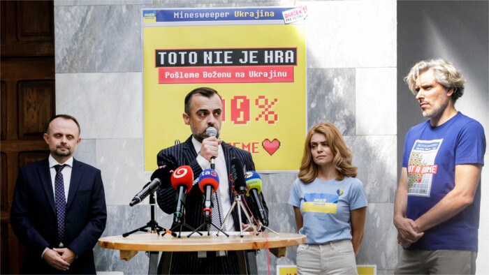 Le démineur slovaque Božena 5 envoyé en Ukraine grâce à des milliers de donateurs