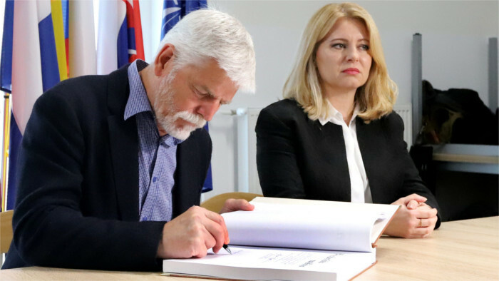 Pavel y Čaputová han conmemorado los 30 años de independencia de Eslovaquia y Chequiaň