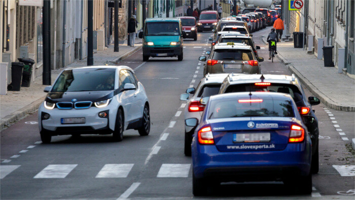 En Eslovaquia ya no se puede aparcar en las aceras