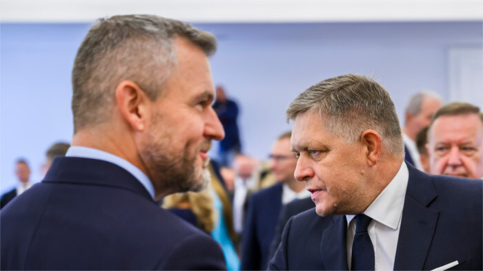 Президент: Премьер защищает национальные интересы СР