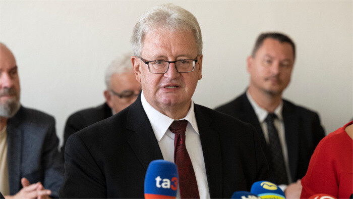 Agréments transmis aux députés